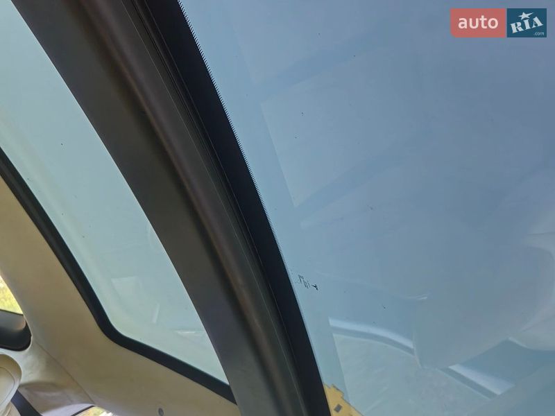 Лифтбек Tesla Model S 2014 в Ивано-Франковске