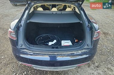 Лифтбек Tesla Model S 2014 в Ивано-Франковске