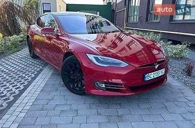 Tesla Model S  2016
