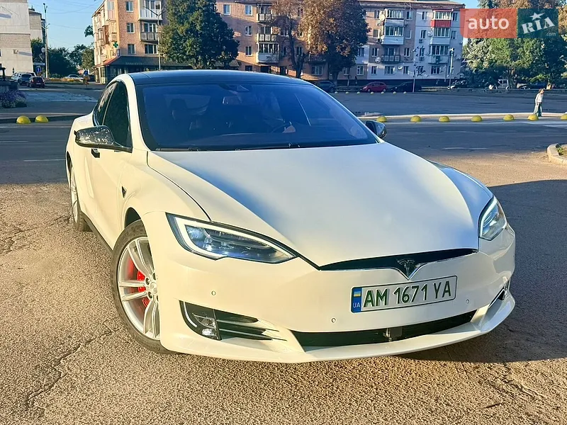 Tesla Model S