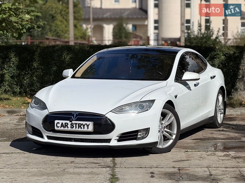 Tesla Model S 2015 Tesla Model S 2015