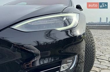 Лифтбек Tesla Model S 2017 в Киеве