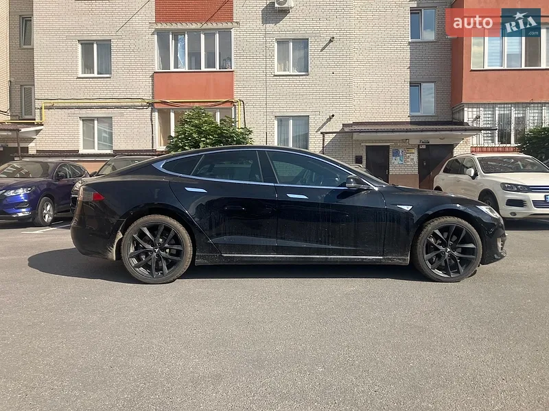 Tesla Model S