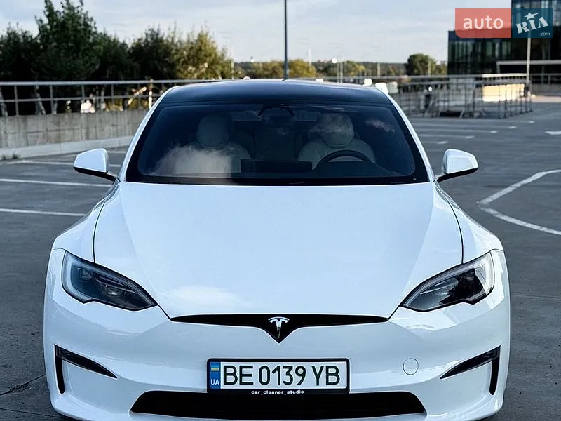 Tesla Model S