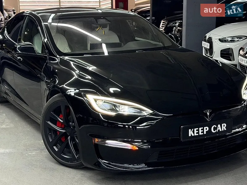Tesla Model S 2023