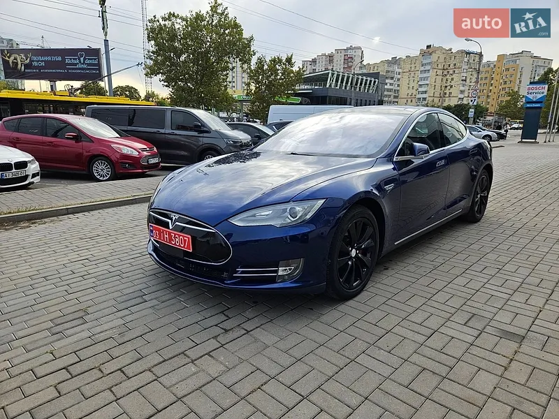 Tesla Model S