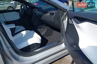 Лифтбек Tesla Model S 2018 в Житомире