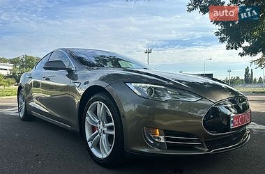 tesla model-s 2015 в Николаев от профессионального продавца Роман