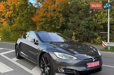 Лифтбек Tesla Model S 2018 в Владимире Лифтбек Tesla Model S 2018 в Владимире