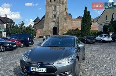 Tesla Model S  2014