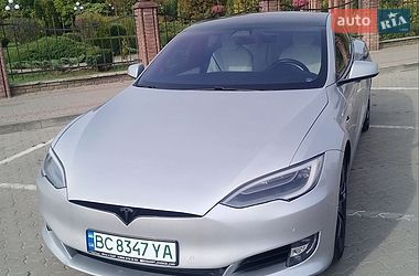 Tesla Model S  2017