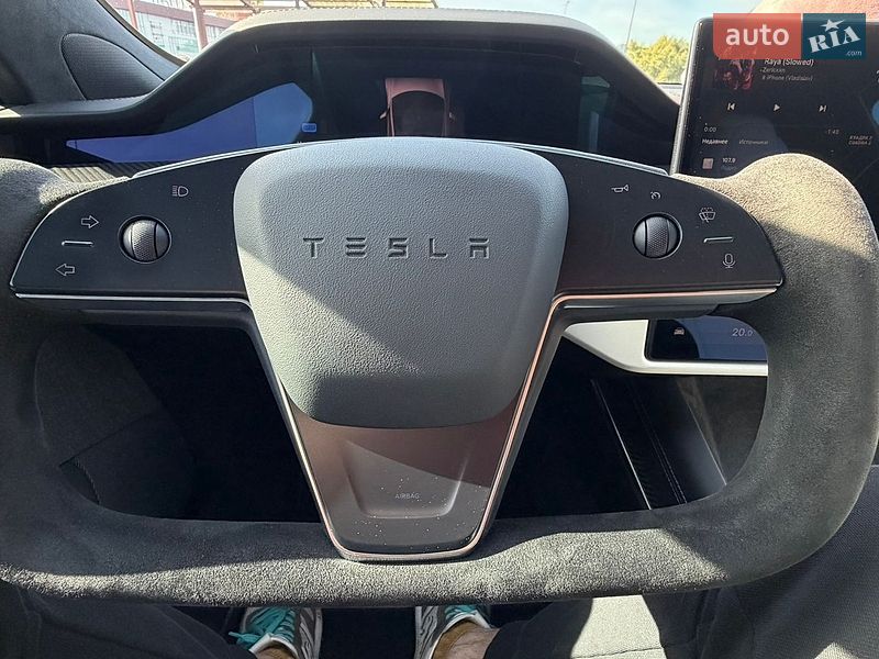 Лифтбек Tesla Model S 2021 в Киеве