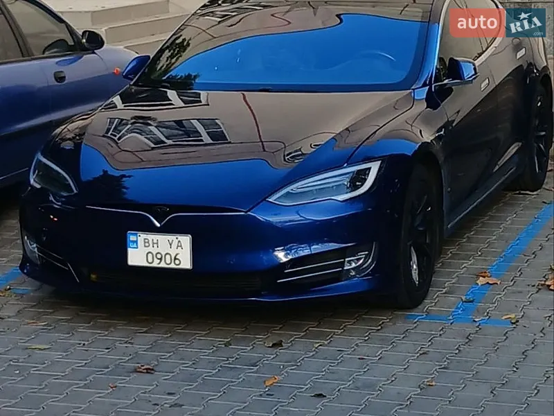Tesla Model S
