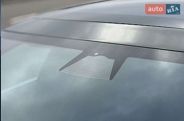 Лифтбек Tesla Model S 2018 в Львове