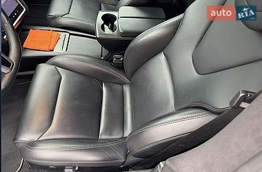 Лифтбек Tesla Model S 2018 в Львове