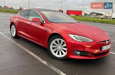 Tesla Model S  2018