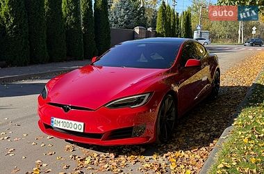 Tesla Model S  2017