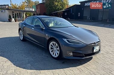 Tesla Model S  2017