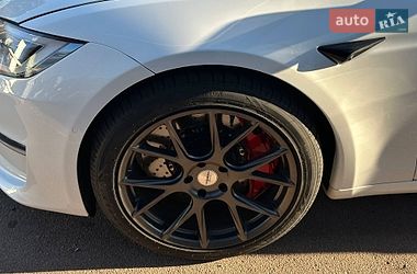 Ліфтбек Tesla Model S 2021 в Києві