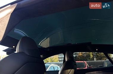 Ліфтбек Tesla Model S 2021 в Києві