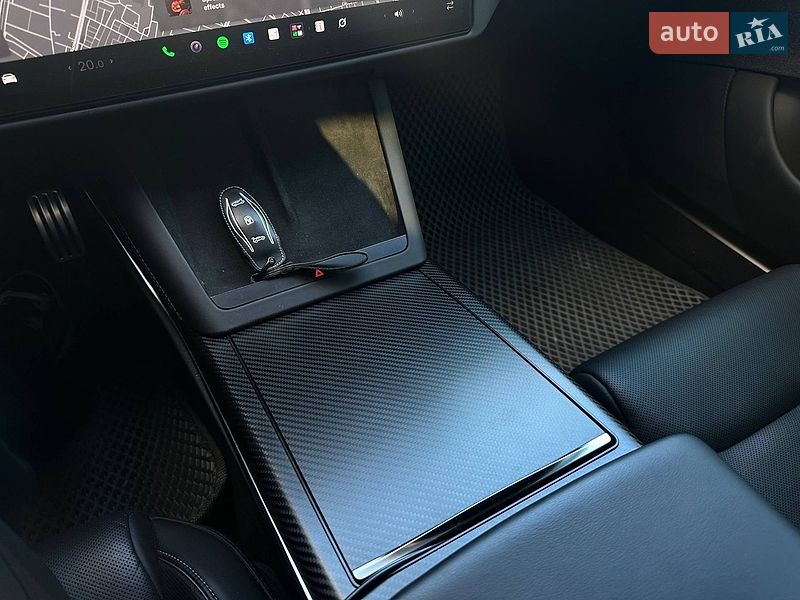 Ліфтбек Tesla Model S 2021 в Києві