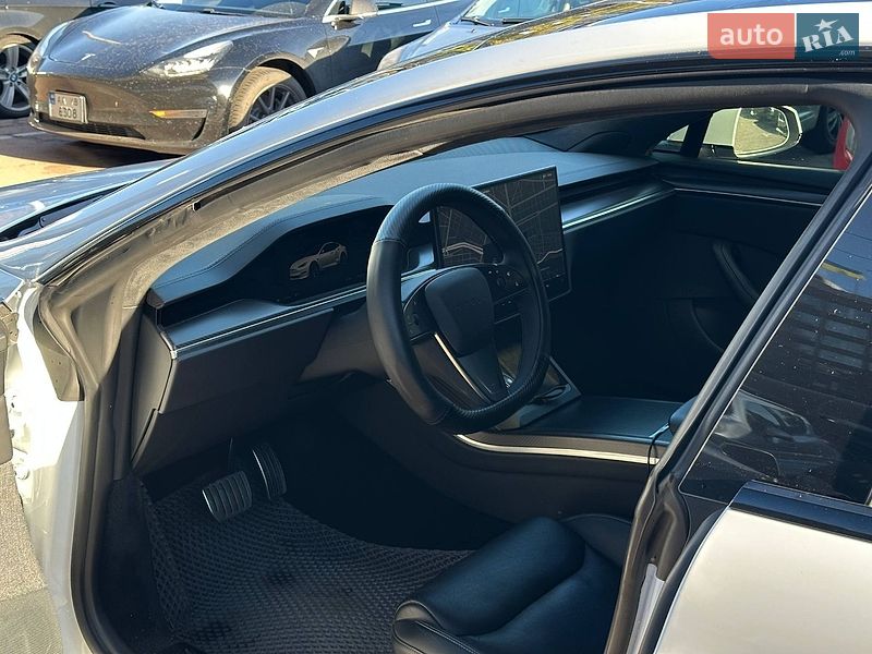 Ліфтбек Tesla Model S 2021 в Києві