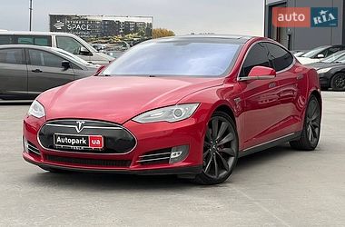 Tesla Model S  2013