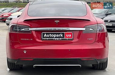 Лифтбек Tesla Model S 2013 в Львове