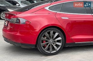 Лифтбек Tesla Model S 2013 в Львове
