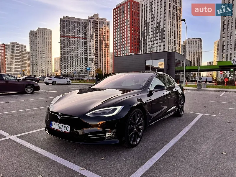 Tesla Model S