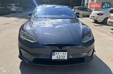 Tesla Model S  2016