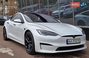 Tesla Model S  2023
