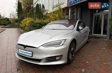 Tesla Model S  2016