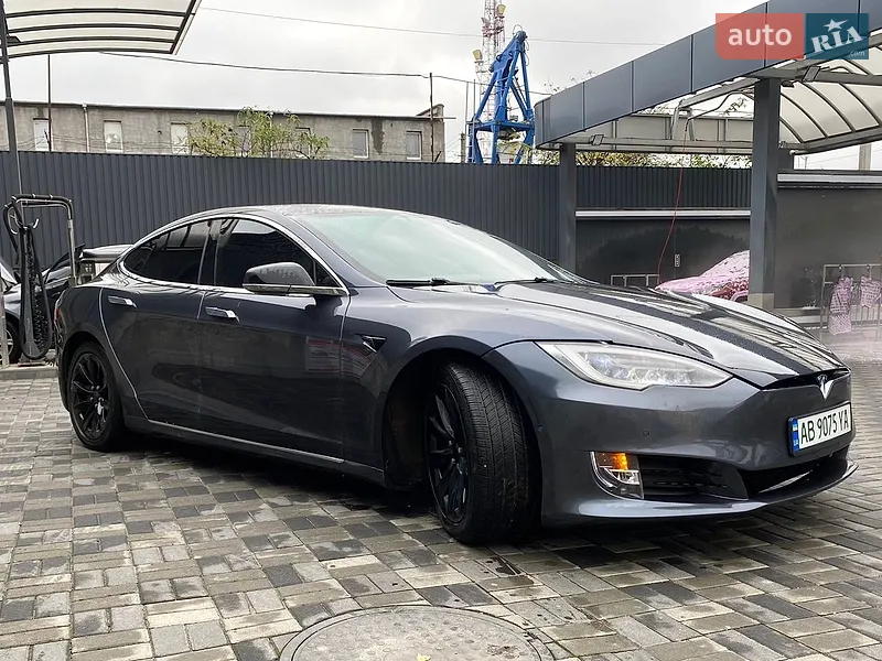 Tesla Model S