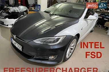 Tesla Model S  2016