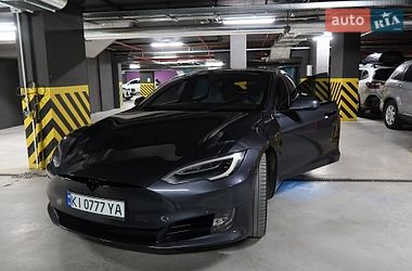 Tesla Model S  2016