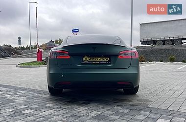 Лифтбек Tesla Model S 2018 в Львове
