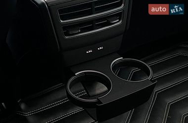 Лифтбек Tesla Model S 2018 в Львове