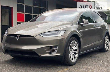 Tesla Model X  2016