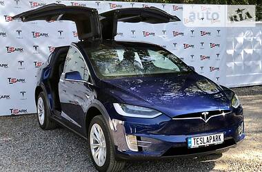 Tesla Model X 75D 2017