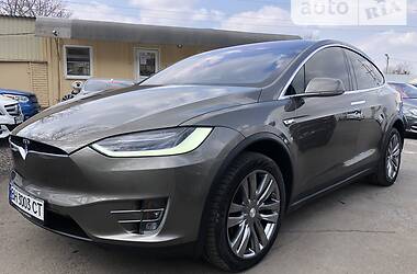 Tesla Model X 90D Luxury Package  2016