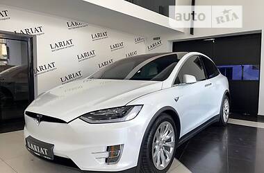 Tesla Model X 75D 2018