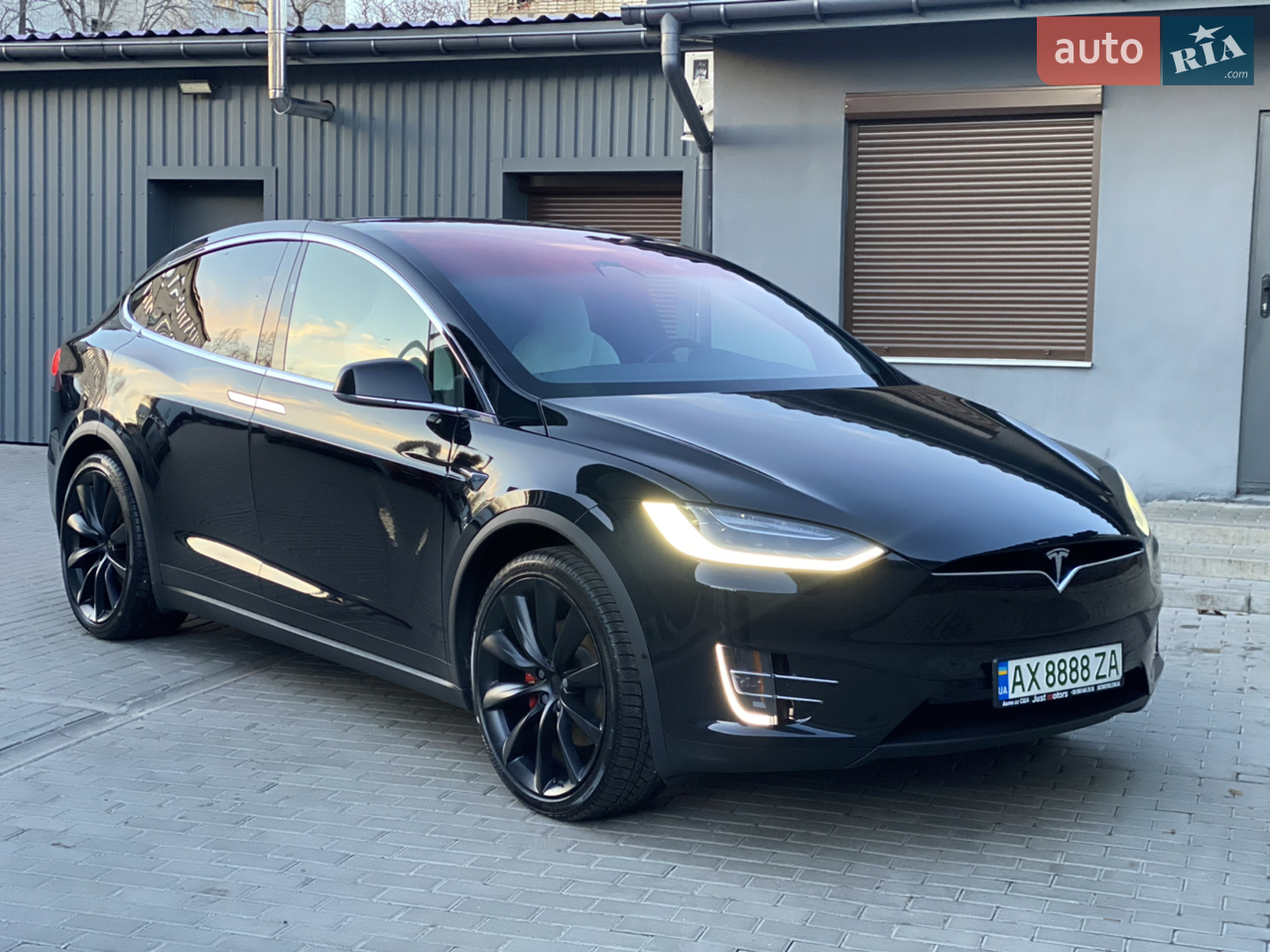 2018 Tesla Model X - мініатюра 3