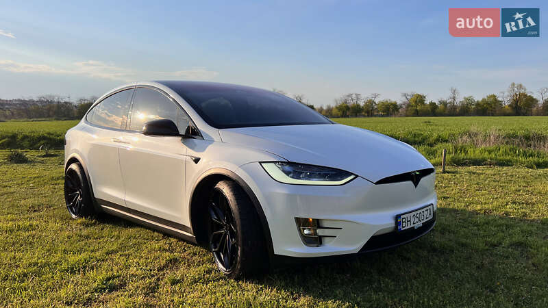 Позашляховик / Кросовер Tesla Model X 2018 в Одесі