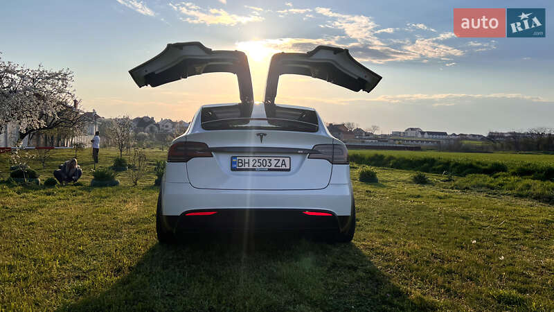 Позашляховик / Кросовер Tesla Model X 2018 в Одесі