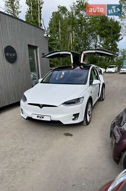 Tesla Model X  2016