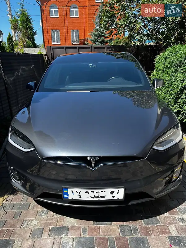Tesla Model X