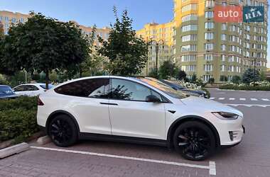 Tesla Model X  2017