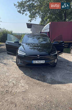 Tesla Model X  2017