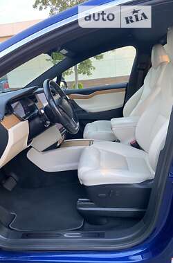 Позашляховик / Кросовер Tesla Model X 2019 в Києві